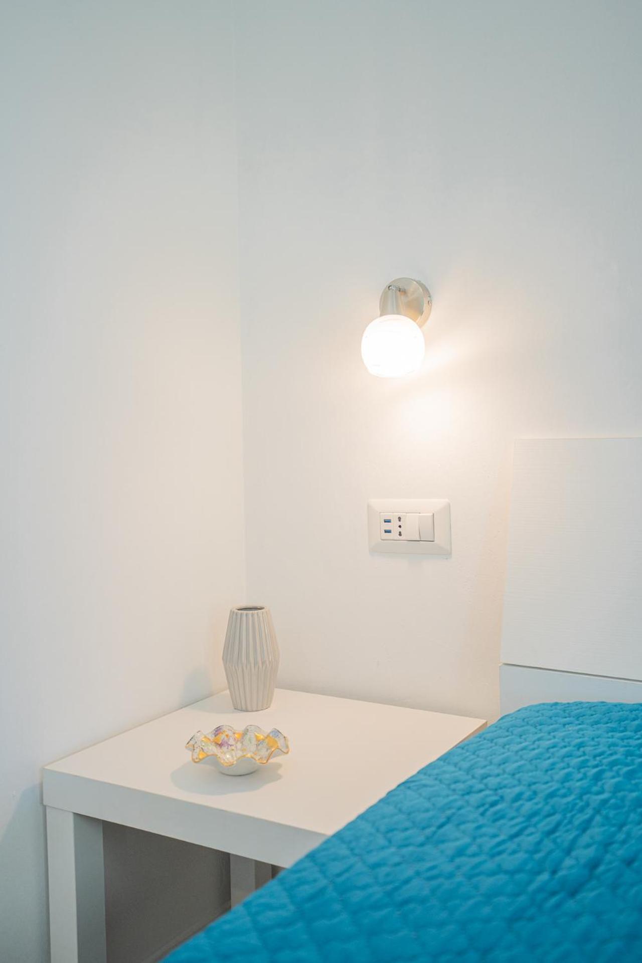 Ambra Holiday Rooms - Rooms & Beach San Teodoro  Exterior photo